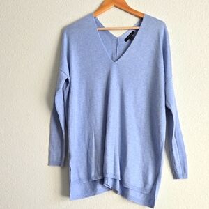 Ann Taylor Light Blue V-Neck Lightweight Oversized Sweater Relaxed Fit